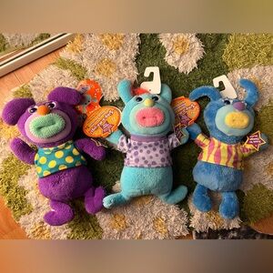 3 Sing-a-Ma-Jigs with tags (Discontinued Singing Plush)